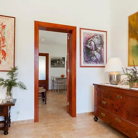 Vakantiehuis Can Tirana