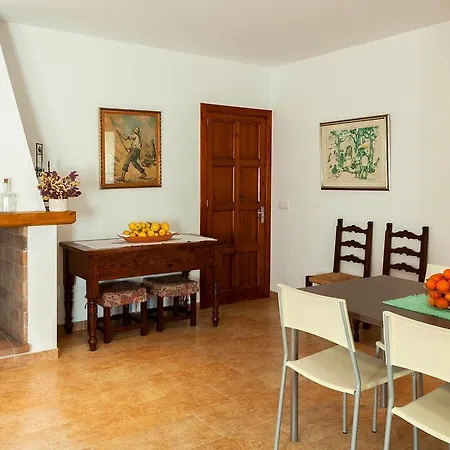 Can Tirana Vakantiehuis *